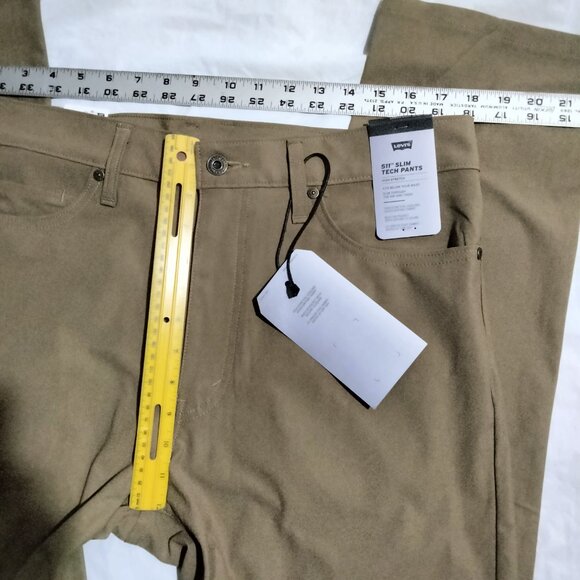 LEVIS Men 511 Slim Tech Pants High Stretch Quick Dry UPF50+ Tan 36x32 - Picture 2 of 6